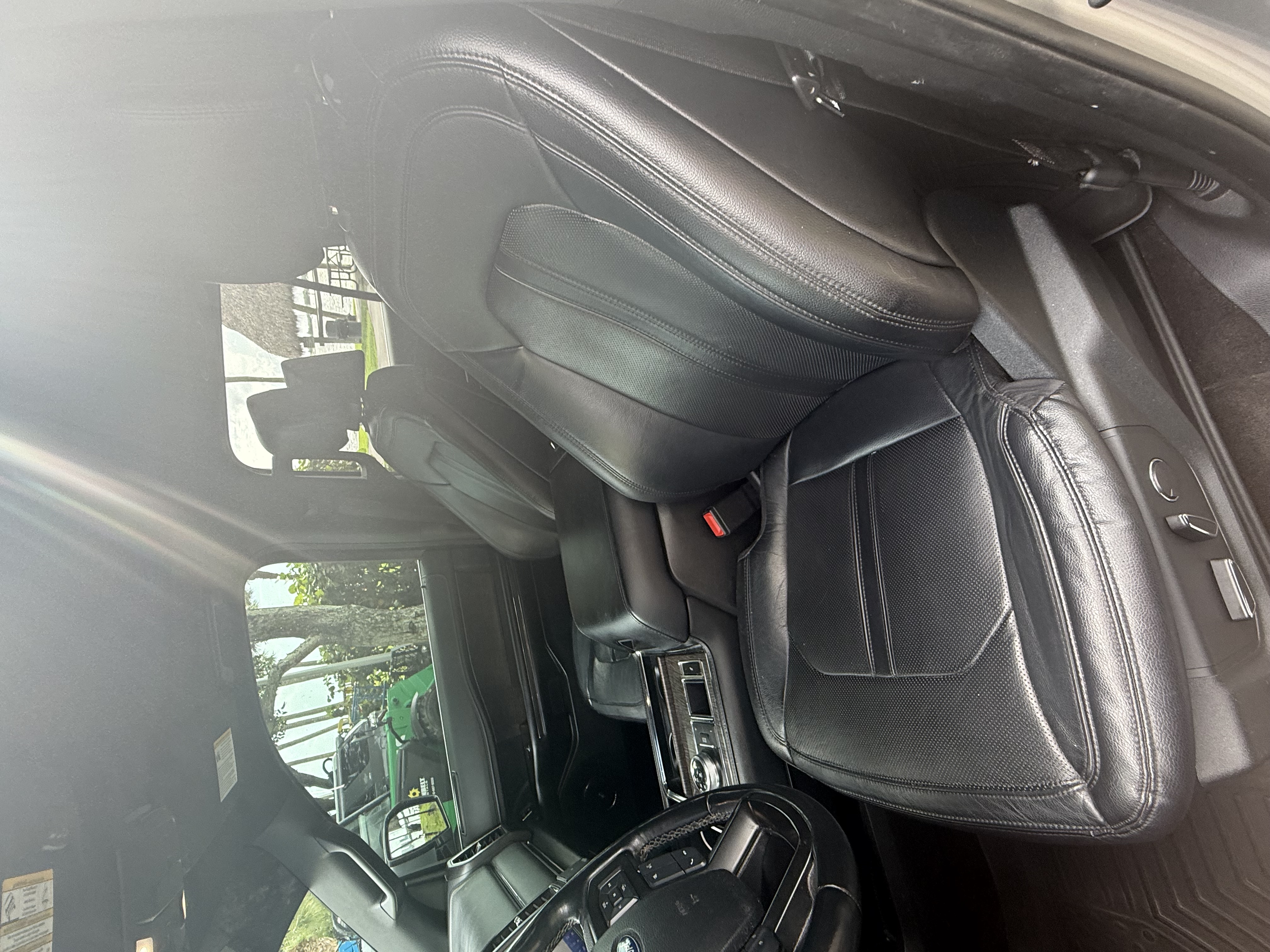 Used 2020 Ford Expedition Max Limited RWD image 5