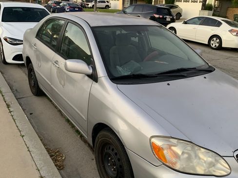 Used 2008 Toyota Corolla LE image 2