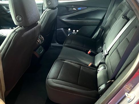 Used 2025 Chevrolet Blazer EV LT image 26