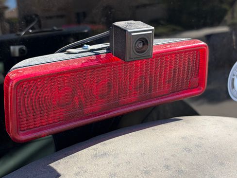 Used 2010 Jeep Wrangler Sahara w/ Dual Top Group AWD/4WD image 26