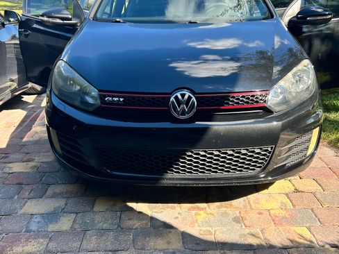 Used 2012 Volkswagen GTI 4-Door image 6