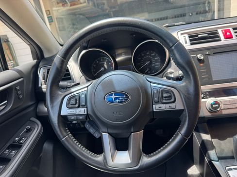 Used 2017 Subaru Outback 2.5i Limited AWD/4WD image 16