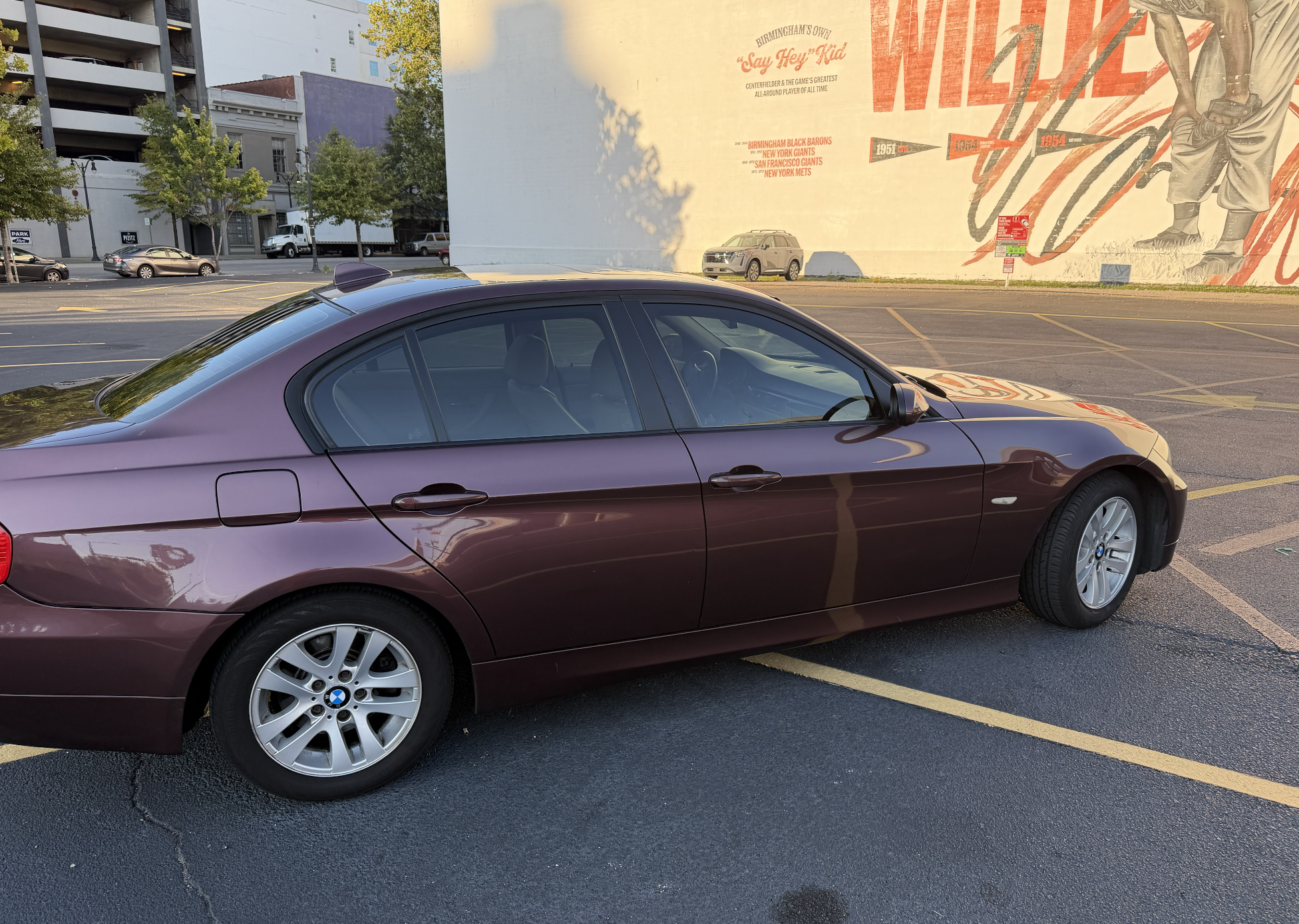 Used 2006 BMW 325i Sedan RWD image 5