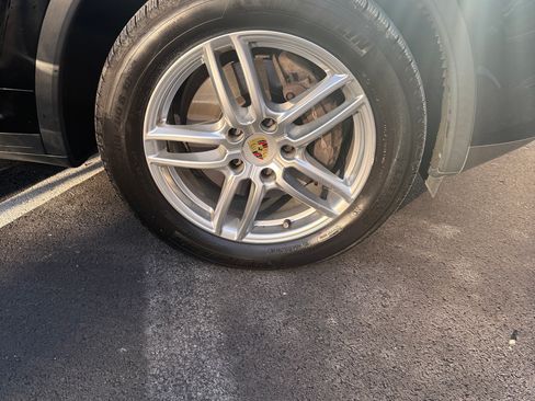 Used 2015 Porsche Cayenne Diesel image 14