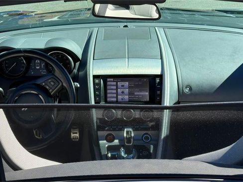 Used 2014 Jaguar F-TYPE Convertible image 24