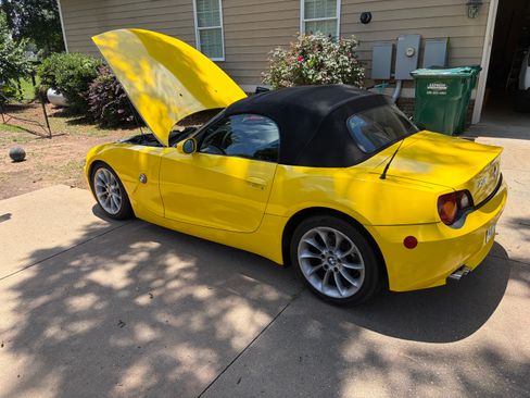 Used 2003 BMW Z4 2.5i RWD image 13