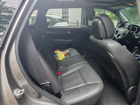 Used 2013 Kia Sorento SX w/ SX Premium Pkg FWD image 8