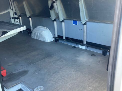 Used 2012 Mercedes-Benz Sprinter 2500 image 6