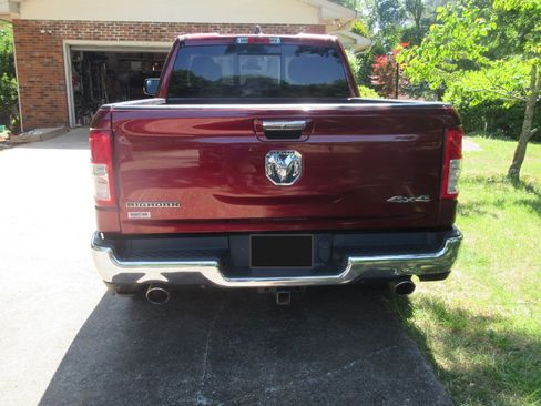Used 2020 RAM 1500 Big Horn AWD/4WD image 5
