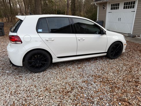 Used 2013 Volkswagen Golf 4-Door image 5