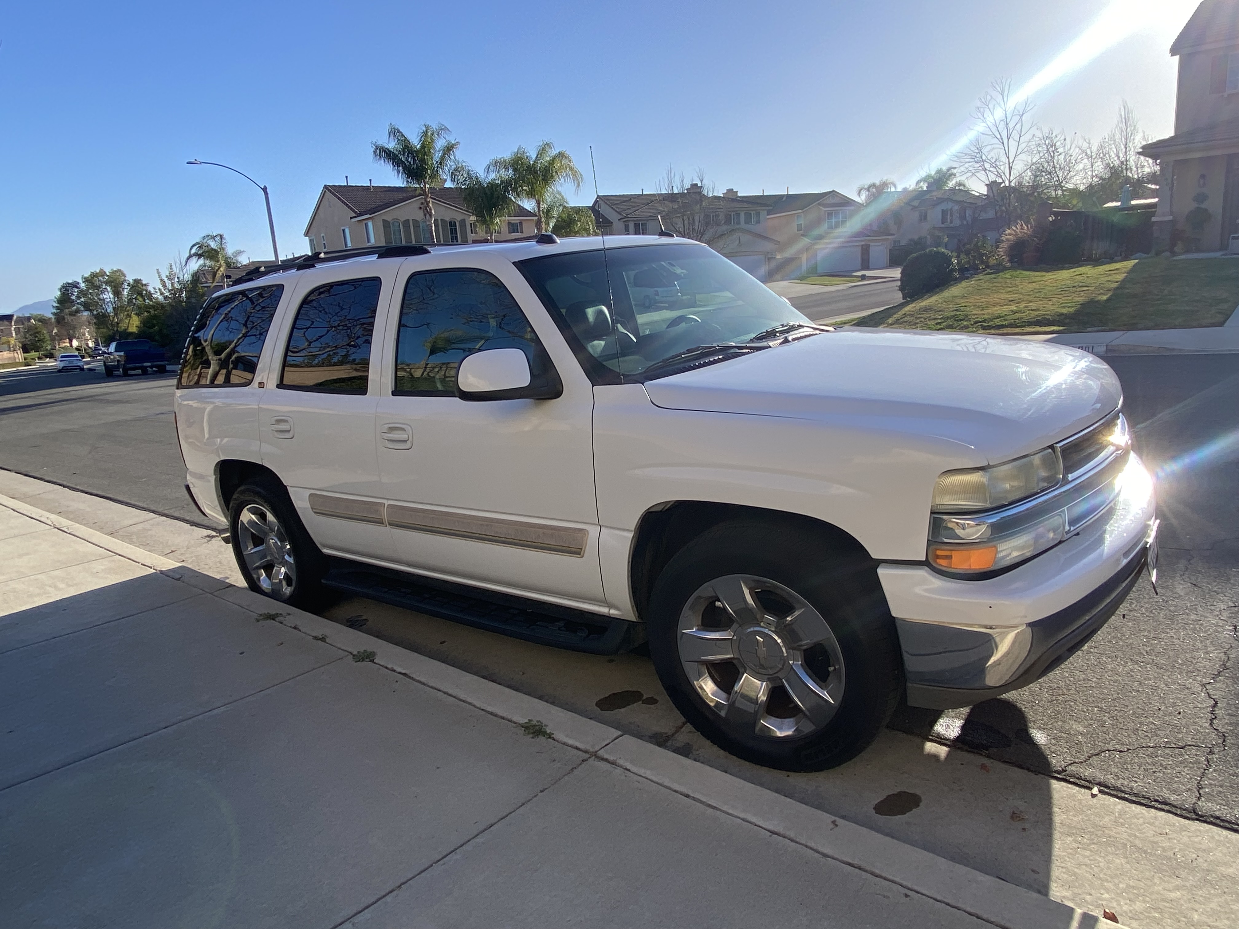 Used 2004 Chevrolet Tahoe LT RWD image 1
