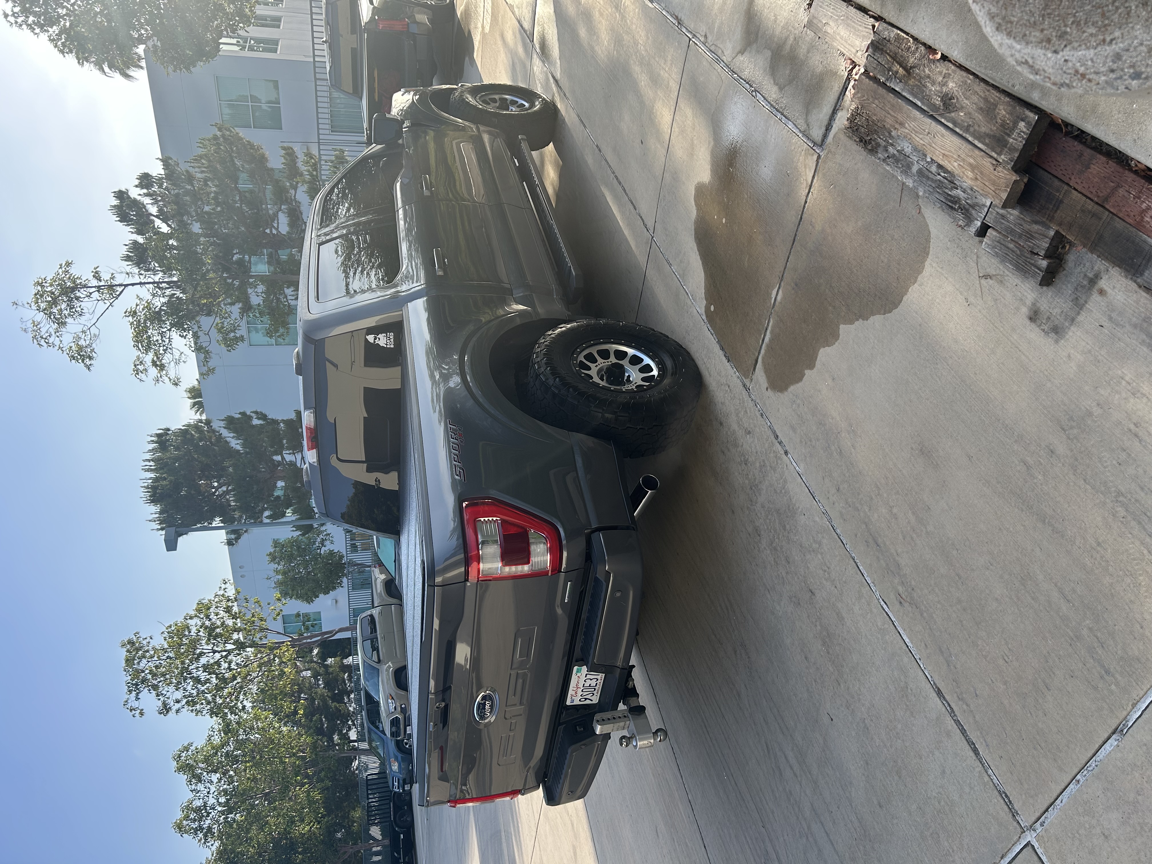 Used 2022 Ford F150 Lariat AWD/4WD image 16