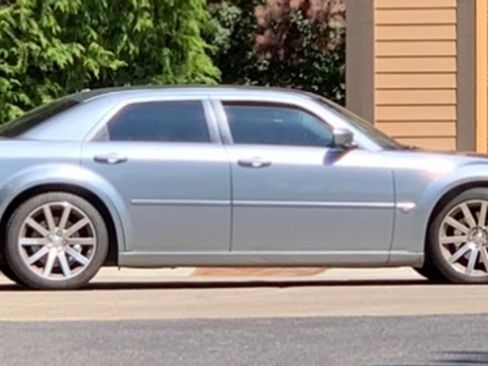 Used 2006 Chrysler 300 SRT8 w/ SRT Option Group II image 2