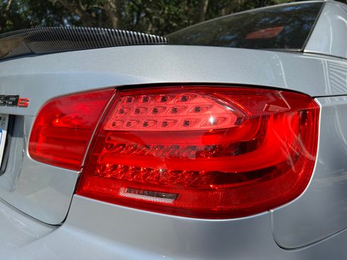 Used 2013 BMW 335is Convertible RWD image 23