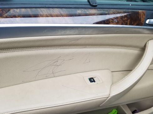 Used 2012 BMW X5 xDrive35d image 14