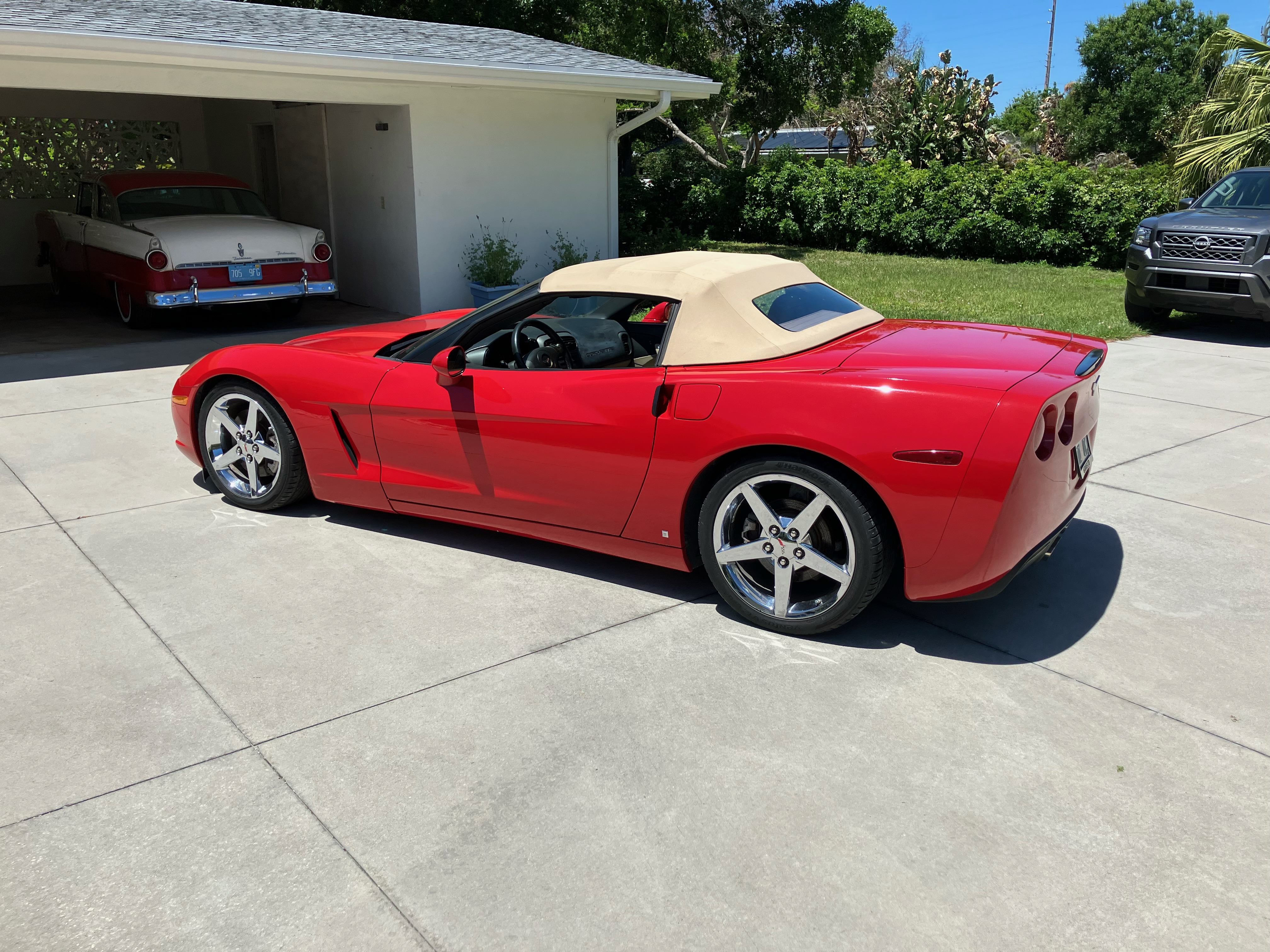 Used 2007 Chevrolet Corvette Convertible w/ Preferred Equipment Group RWD image 11
