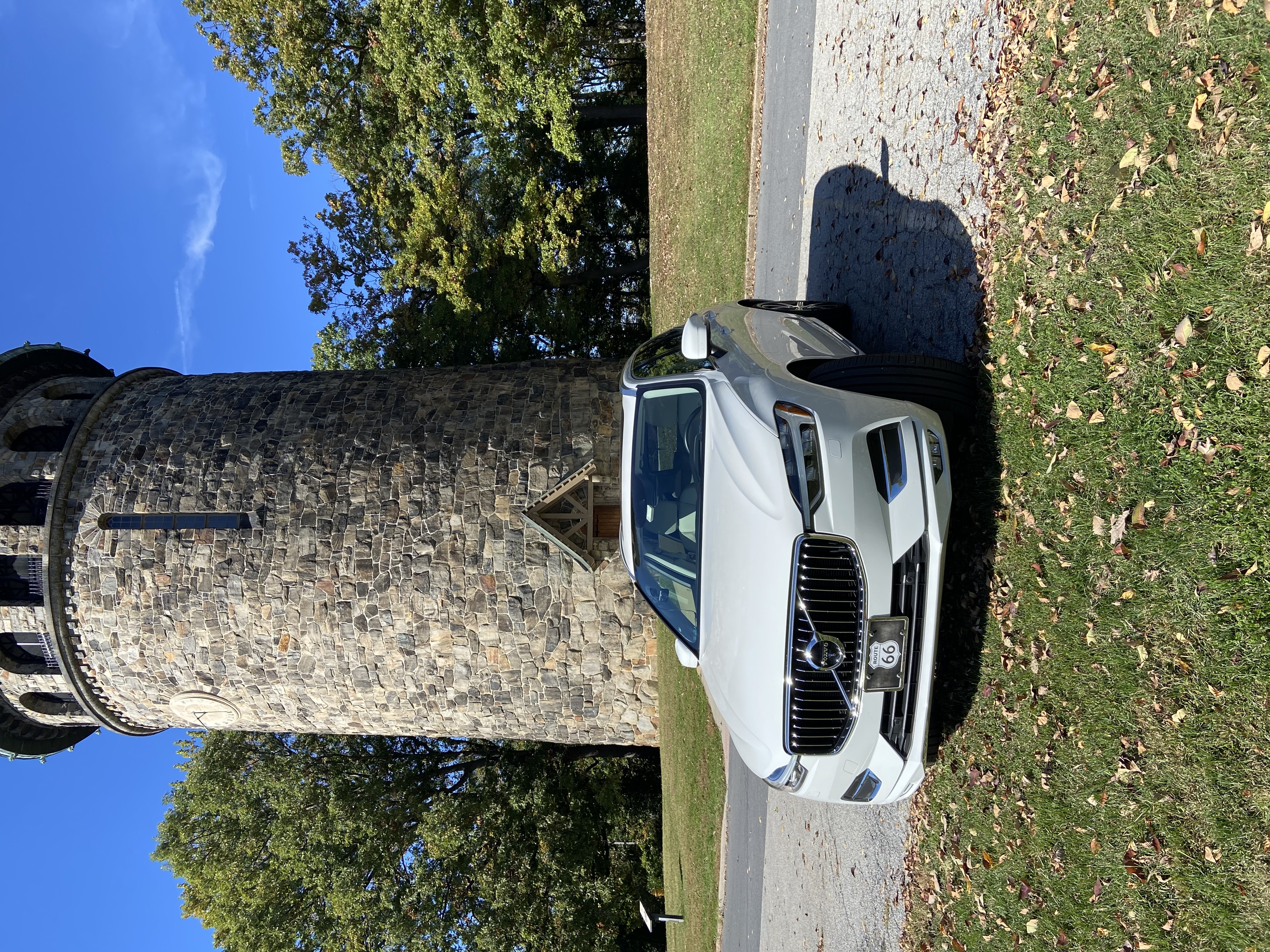 Used 2020 Volvo XC60 T5 Inscription w/ Protection Package Premier FWD image 4