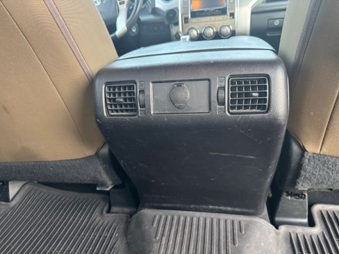 Used 2014 Toyota Tundra SR5 w/ SR5 Upgrade Package image 27