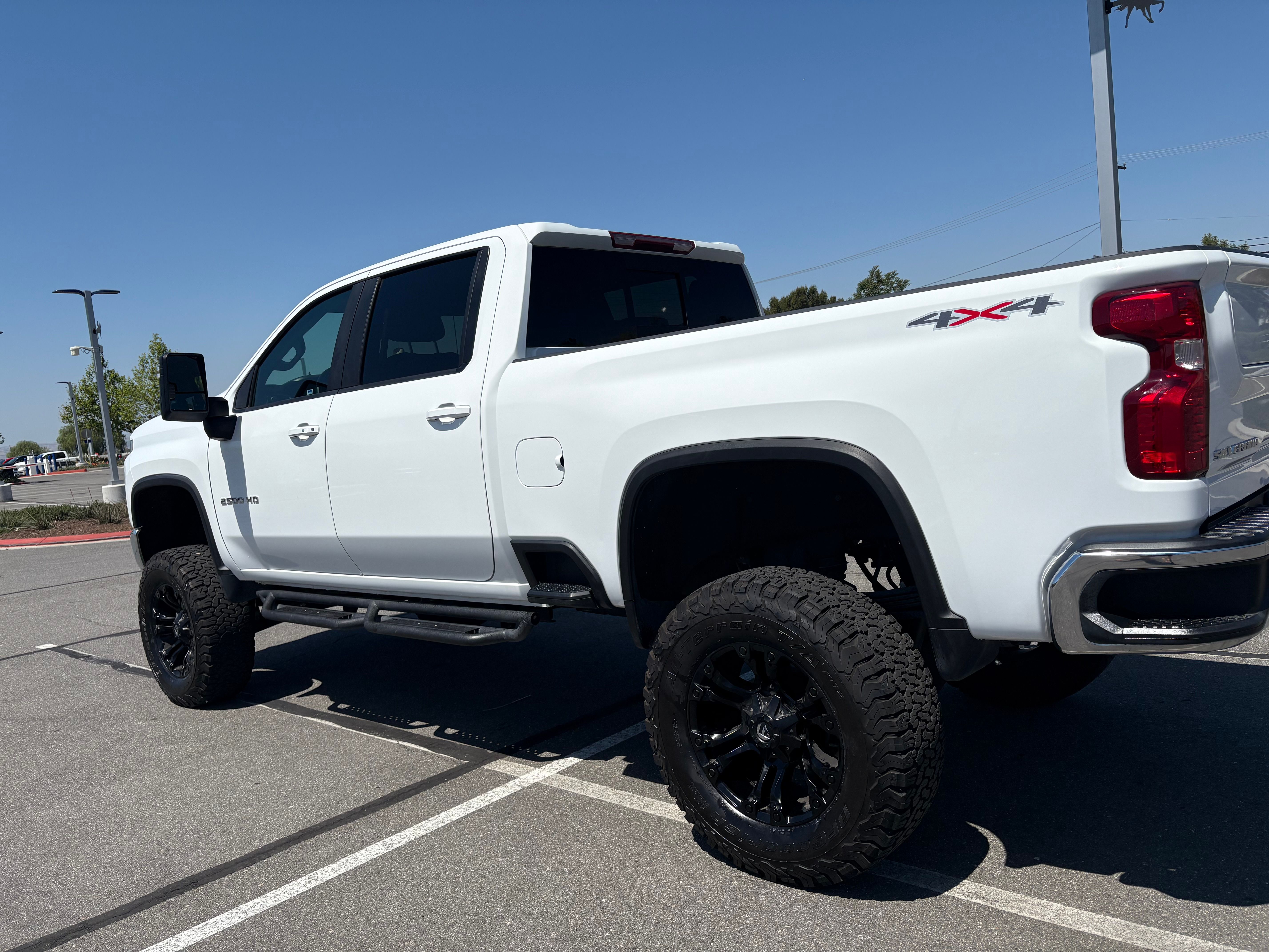 Used 2022 Chevrolet Silverado 2500 LT w/ Convenience Package AWD/4WD image 5