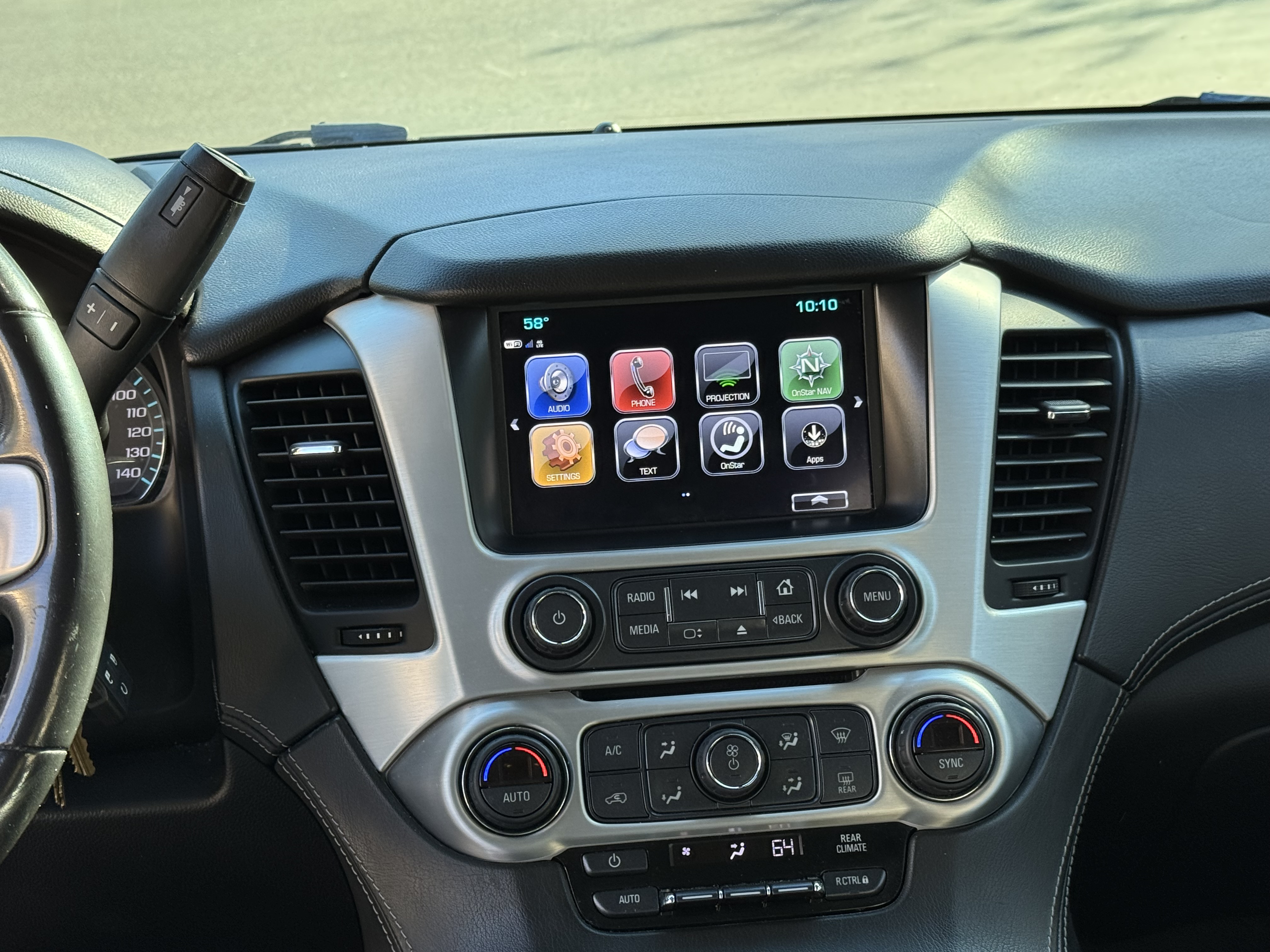 Used 2018 GMC Yukon SLE RWD image 11