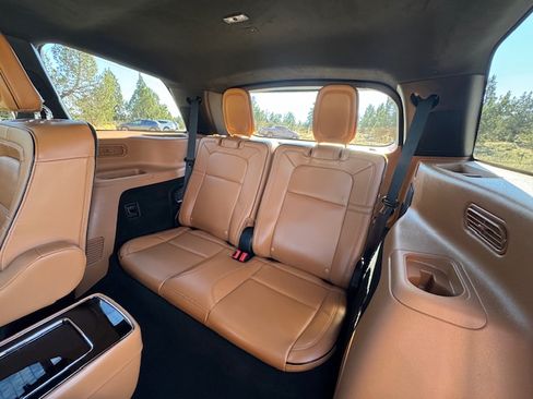 Used 2023 Lincoln Aviator Black Label w/ Dynamic Handling Package image 27