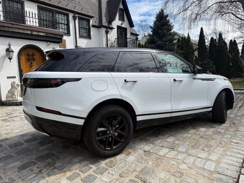 Used 2026 Land Rover Range Rover Velar Dynamic SE image 6
