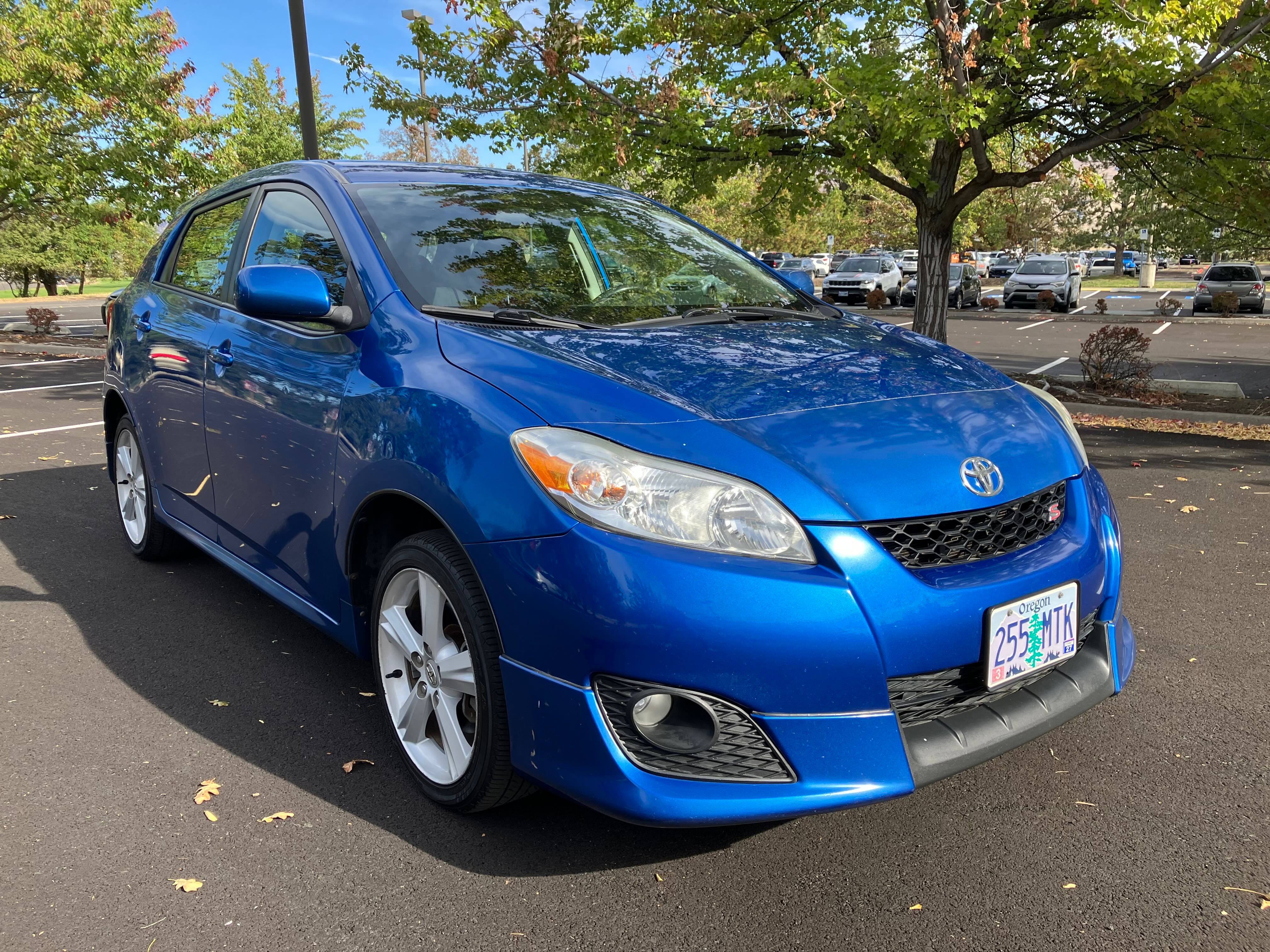 Used 2009 Toyota Matrix S AWD/4WD image 2