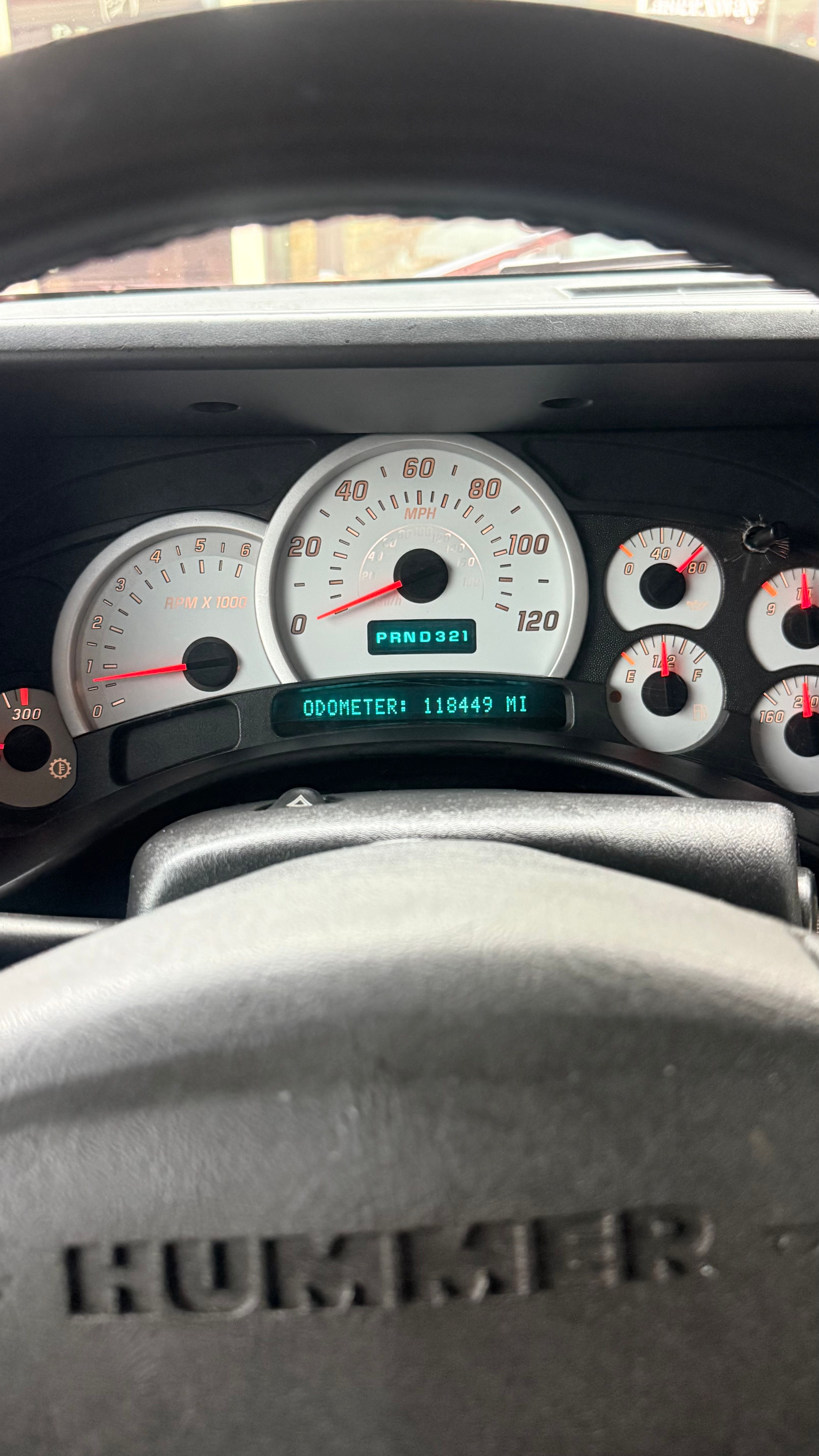 Used 2003 HUMMER H2 w/ Preferred Equipment Group AWD/4WD image 5