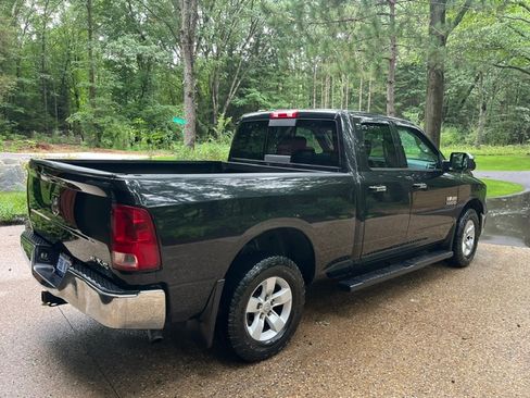 Used 2017 RAM 1500 Classic SLT AWD/4WD image 8