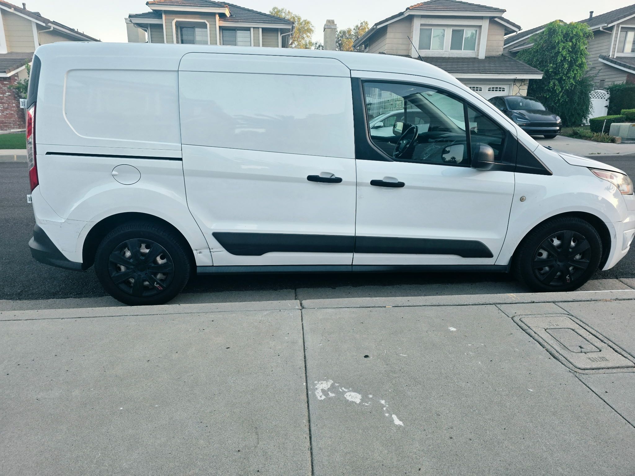 Used 2018 Ford Transit Connect XLT FWD image 8