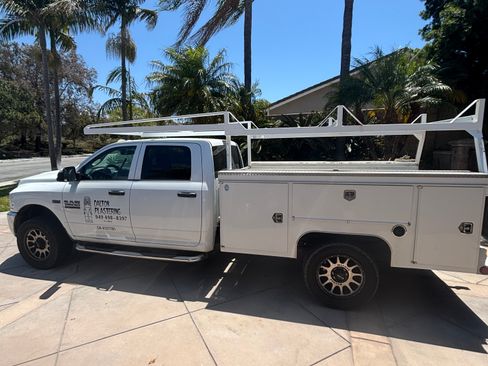 Used 2016 RAM 3500 Tradesman w/ Chrome Appearance Group RWD image 5