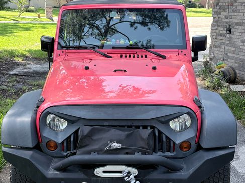 Used 2013 Jeep Wrangler Sport AWD/4WD image 4