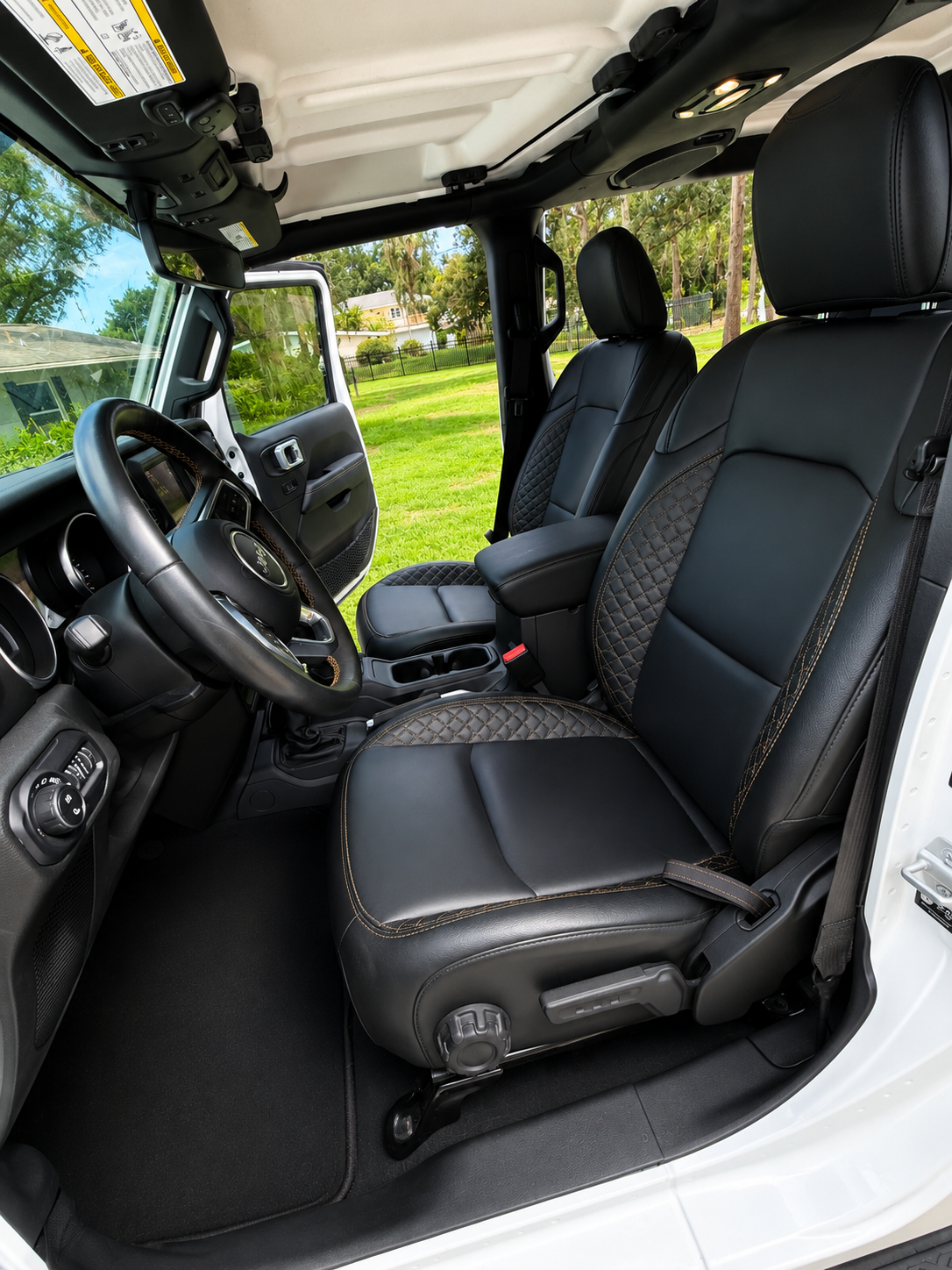 Used 2022 Jeep Gladiator Overland AWD/4WD image 5