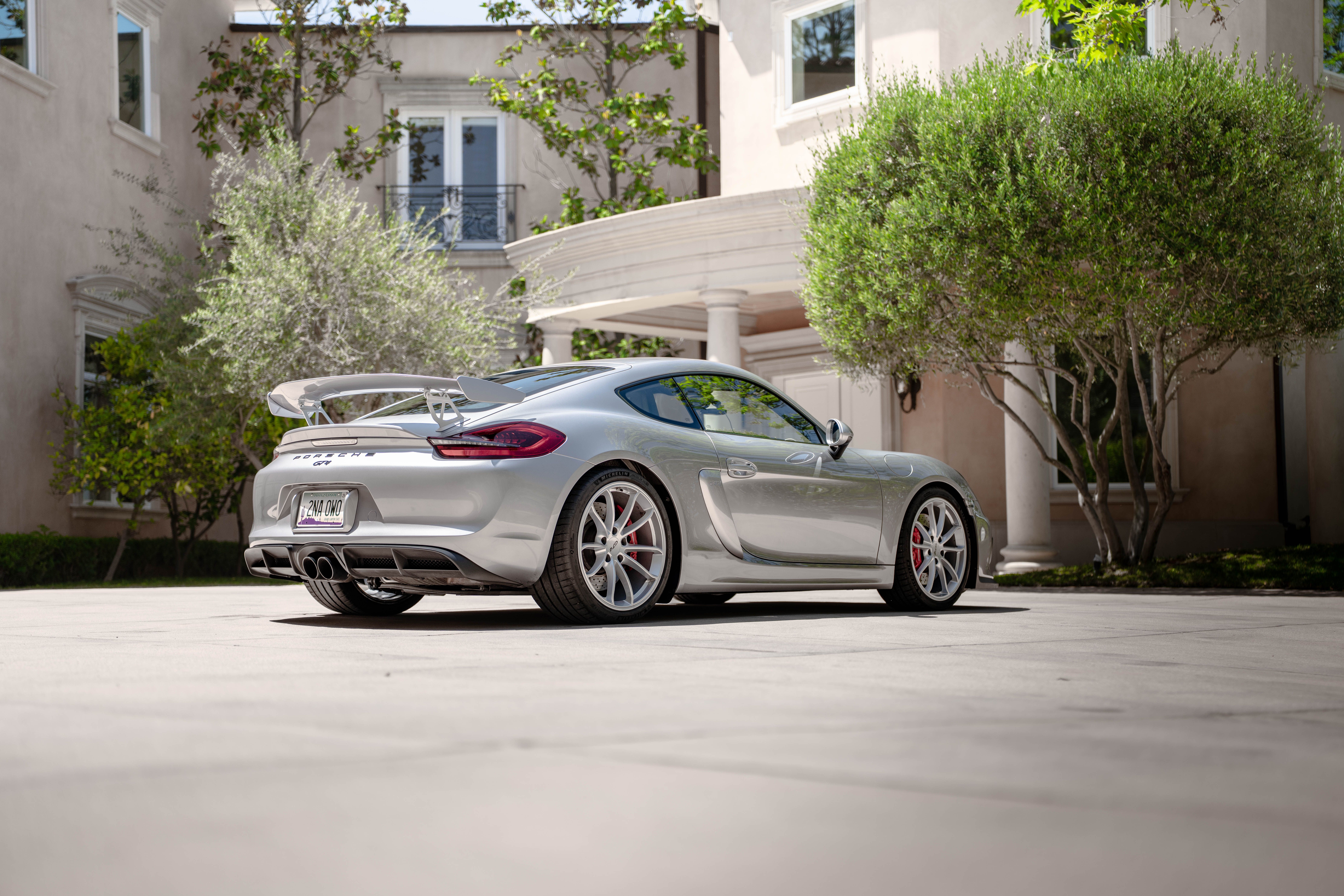Used 2016 Porsche Cayman GT4 RWD image 6