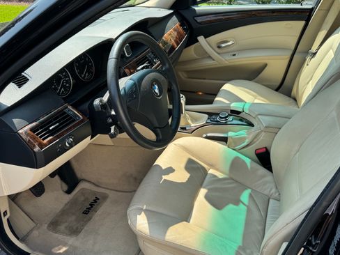 Used 2009 BMW 550i Sedan RWD image 13