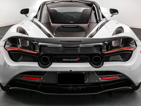 Used 2018 McLaren 720S Luxury RWD image 20