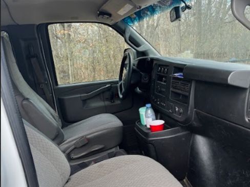 Used 2016 Chevrolet Express 3500 LT w/ LT Preferred Equipment Group image 11