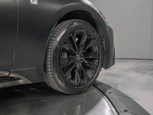 Used 2018 Lexus LS 500 F Sport w/ Accessory Package (Z1) AWD/4WD image 10