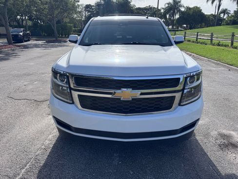 Used 2015 Chevrolet Suburban LT RWD image 5