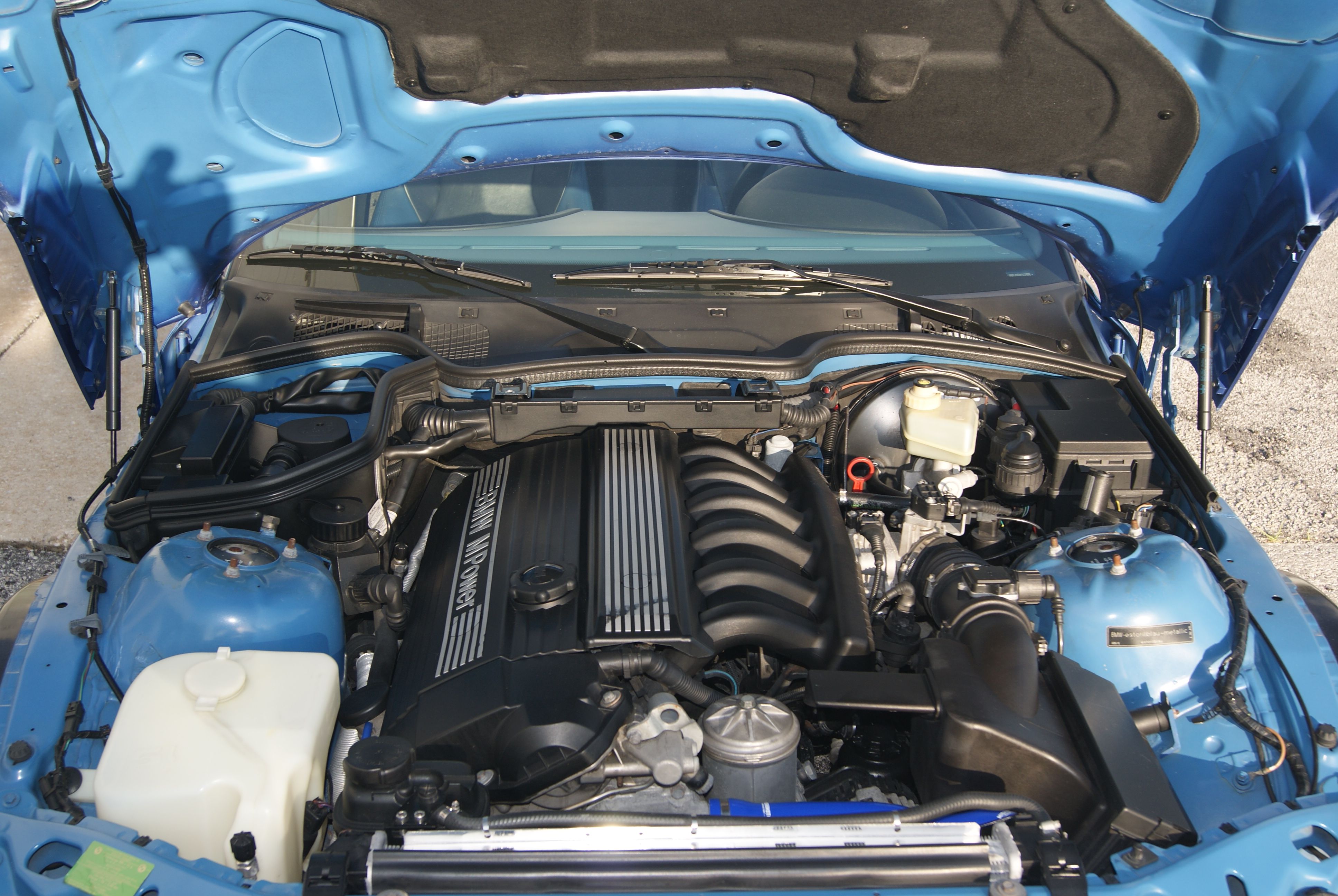 Used 2000 BMW M Roadster RWD image 21