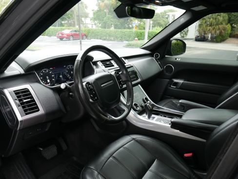 Used 2018 Land Rover Range Rover Sport HSE AWD/4WD image 10