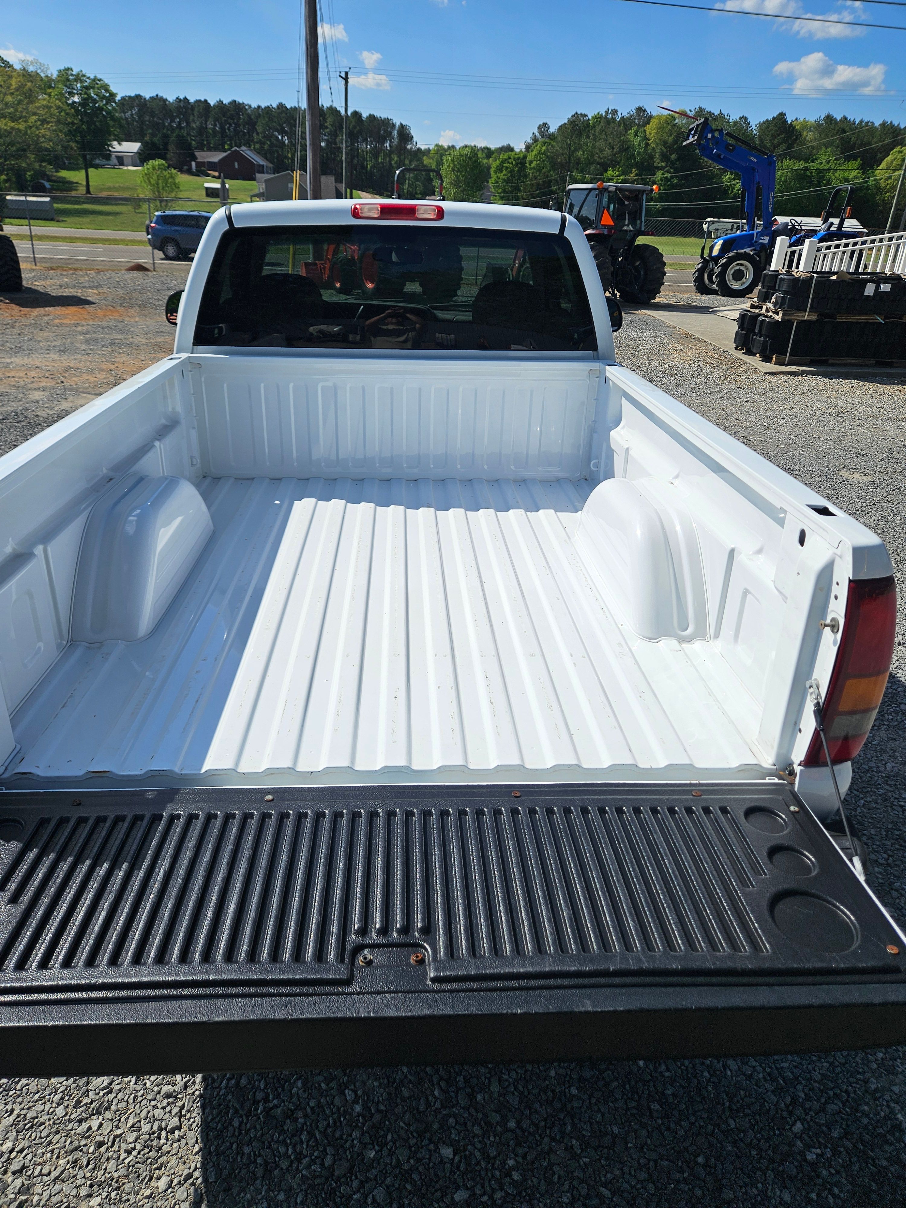 Used 1999 Chevrolet Silverado 1500 LS w/ Off-Road Chassis Pkg AWD/4WD image 9