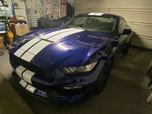 Used 2016 Ford Mustang Shelby GT350 w/ Technology Package RWD image 1