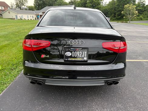 Used 2013 Audi S4 Prestige AWD/4WD image 2