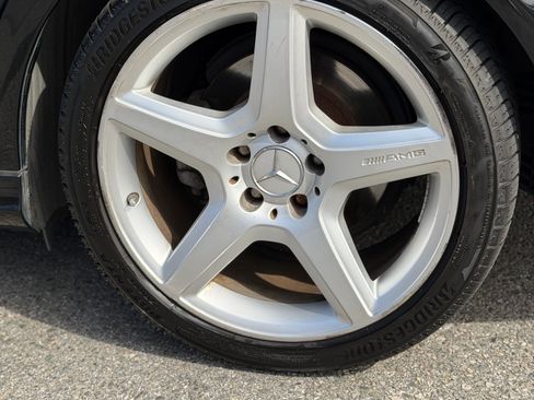 Used 2009 Mercedes-Benz E 350 Sedan image 12