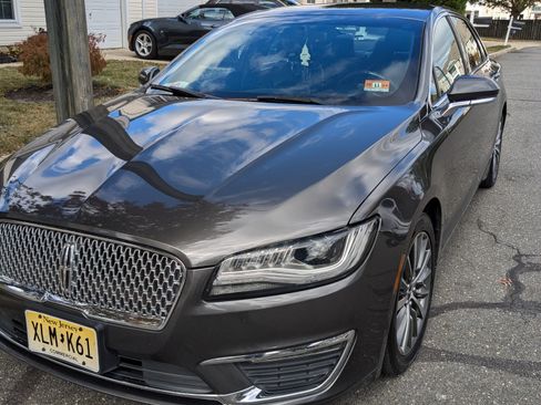 Used 2018 Lincoln MKZ Premiere image 5