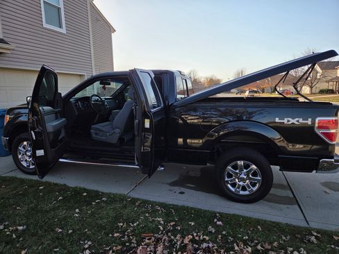 Used 2014 Ford F150 XLT w/ Equipment Group 302A Luxury image 4