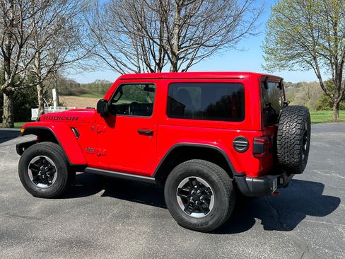 Used 2018 Jeep Wrangler Rubicon image 1