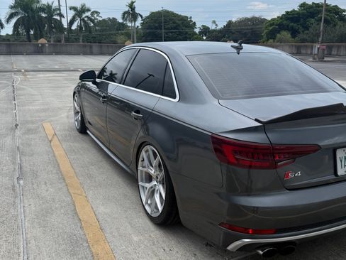 Used 2018 Audi S4 Premium Plus w/ S Sport Package AWD/4WD image 17