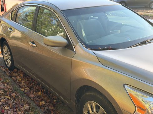 Used 2013 Nissan Altima 2.5 S image 5